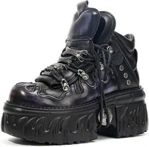 Botas góticas negras con plataforma